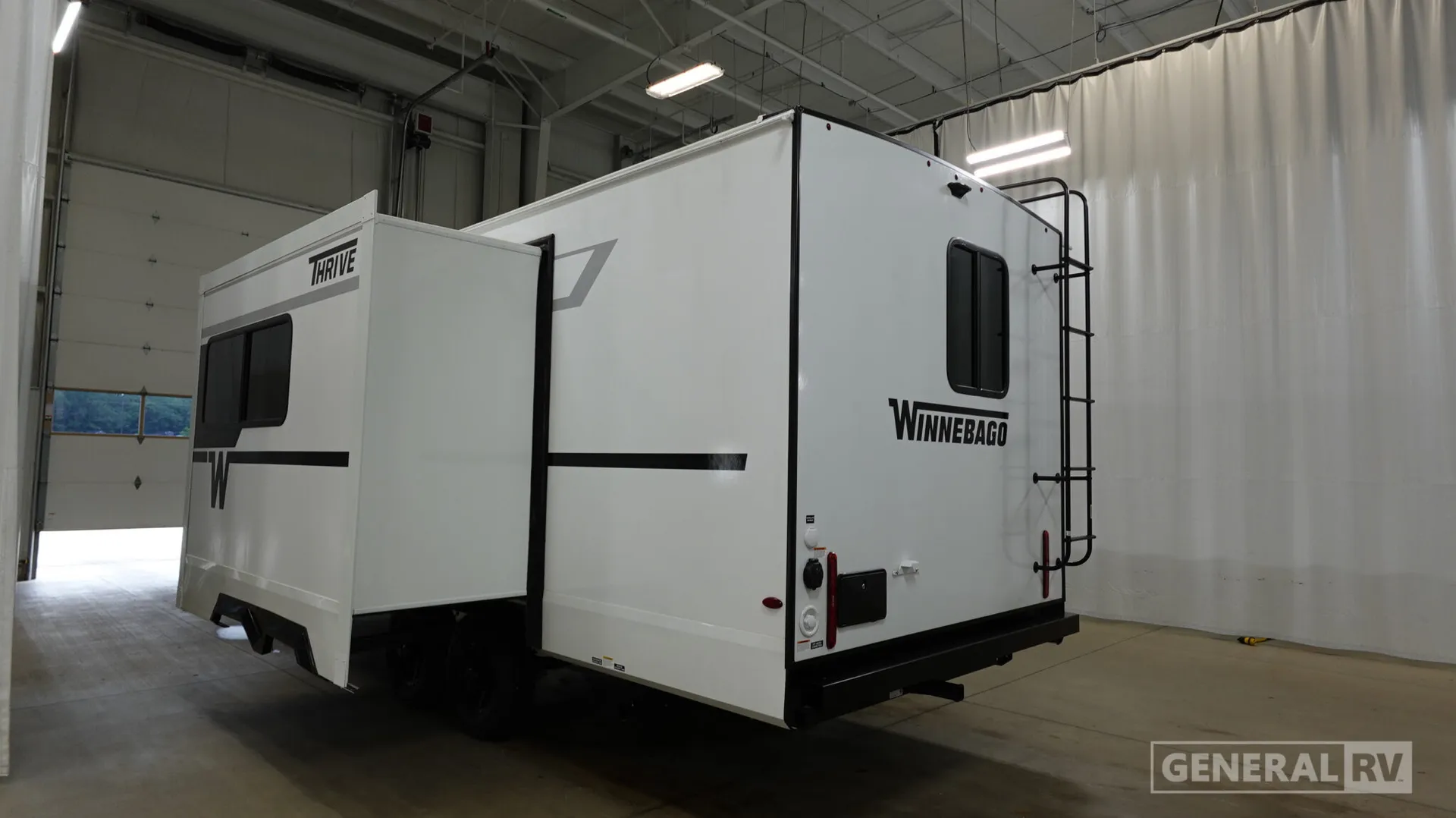 2026 Winnebago Thrive 22RBS - Photo 4