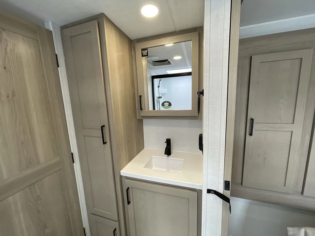 2026 Forest River Rockwood Mini Lite 2515S — Photo 6