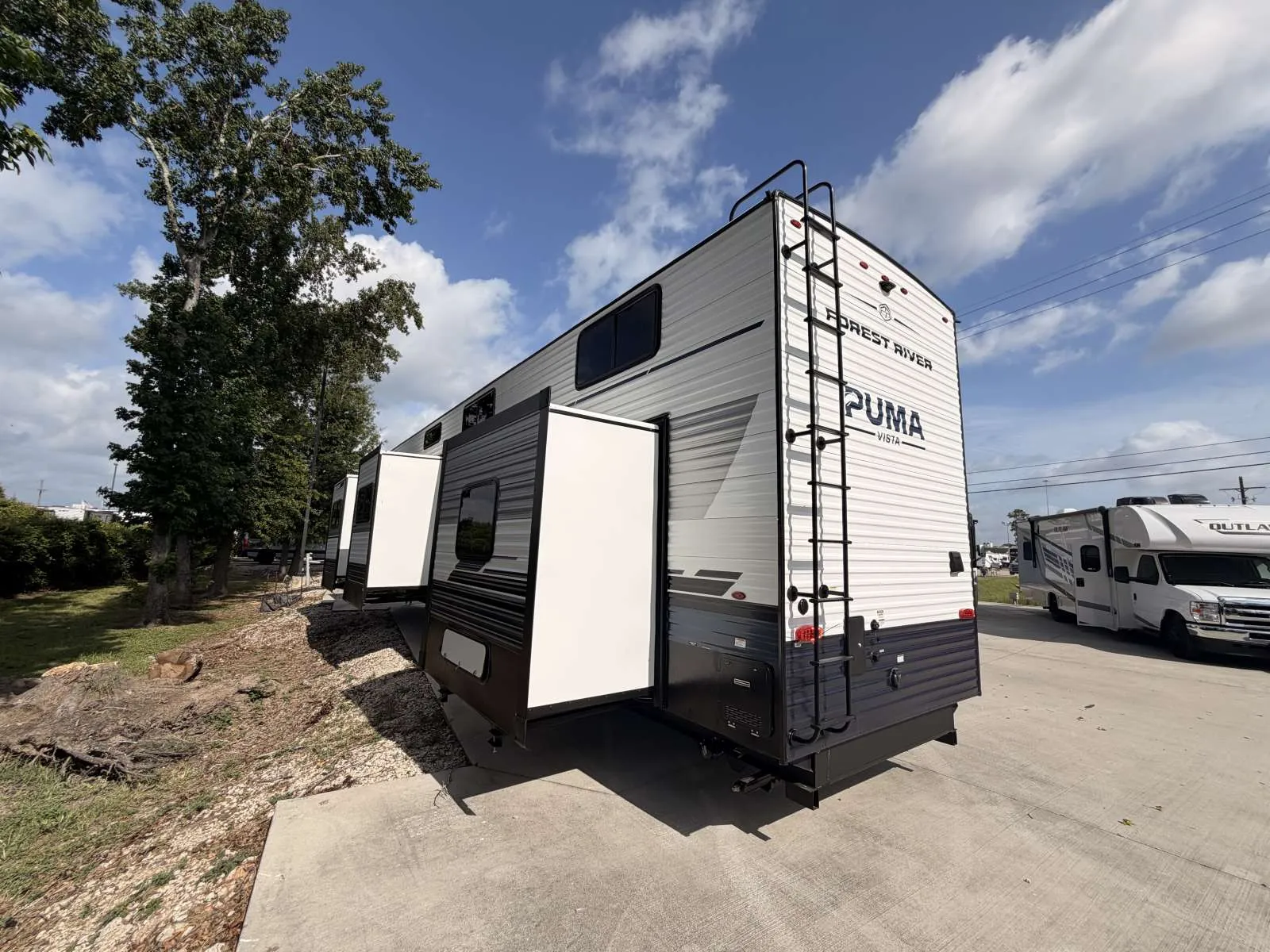 2026 Forest River Puma Vista 403LFT - Photo 3