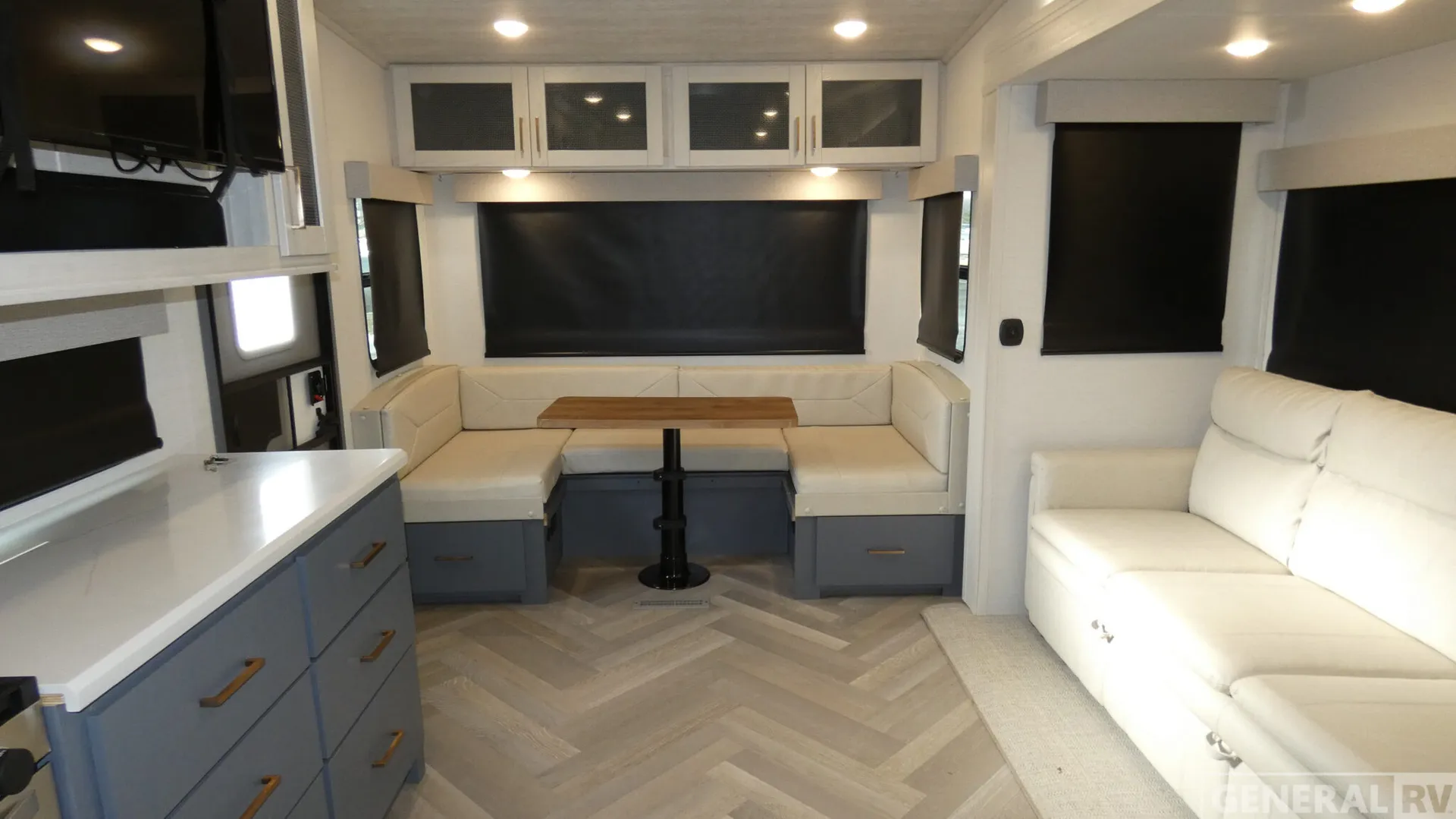 2024 Prime Time RV Crusader 275RDD - Photo 3
