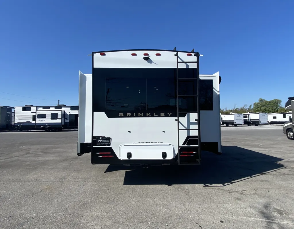 2026 Brinkley Model Z 297, Photos photo 5