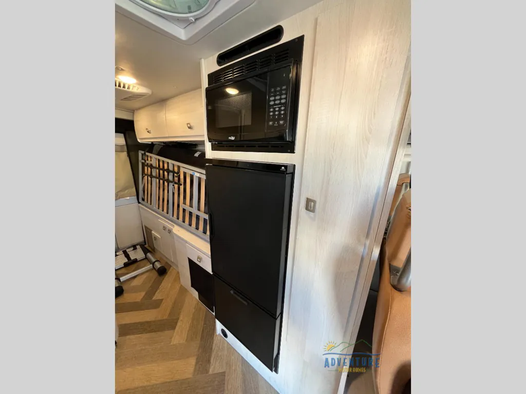 2025 Winnebago Travato 59G, Photos photo 11