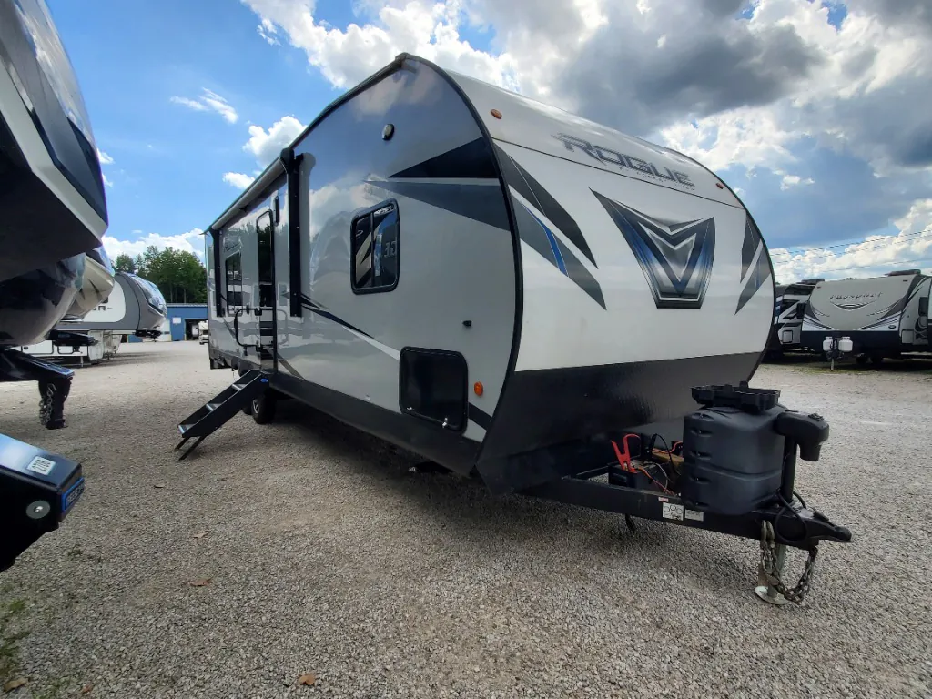 2021 Forest River Vengeance Rogue 26V — Photo 7