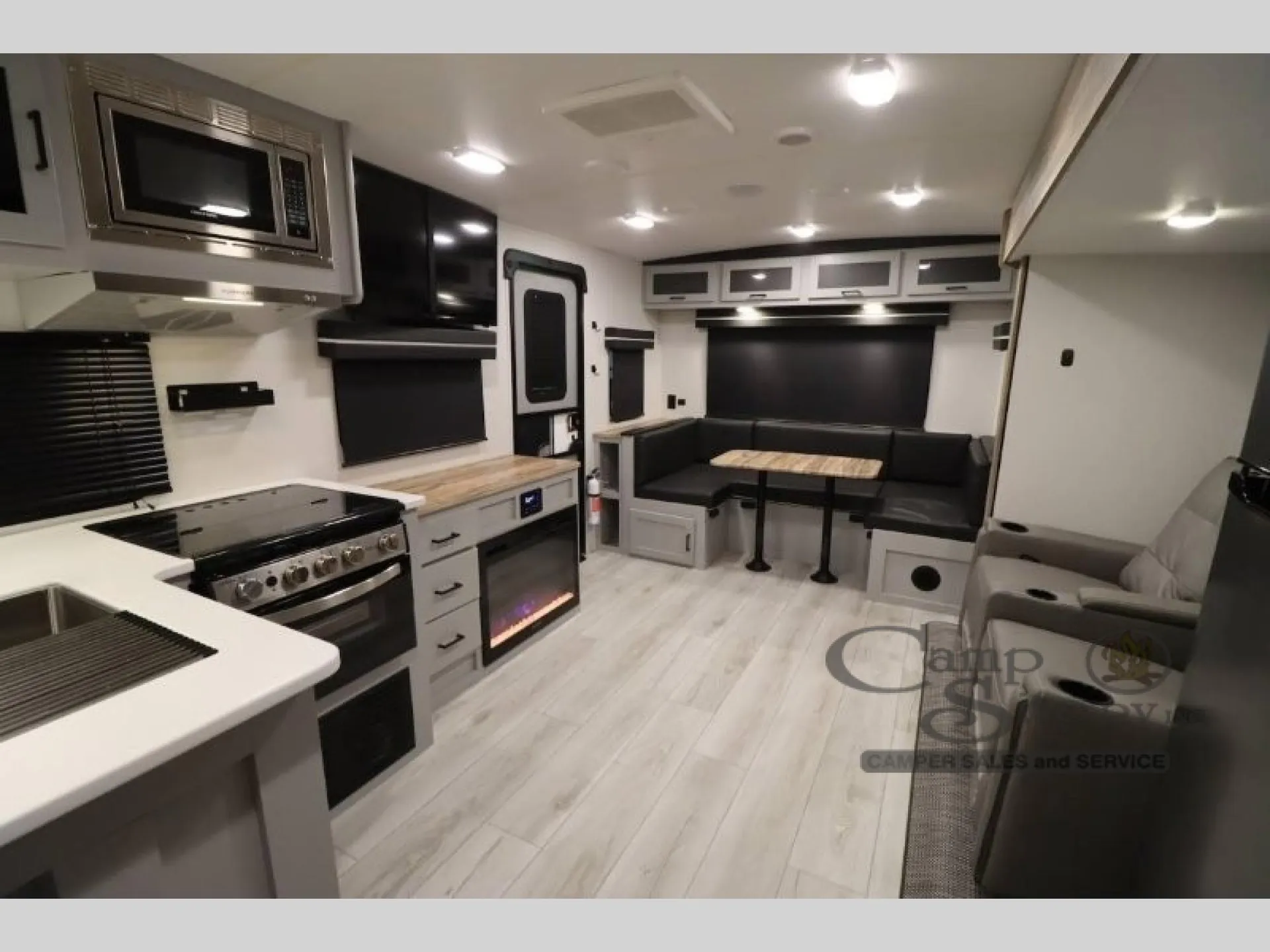 2024 Heartland North Trail 26RLX - Photo 3