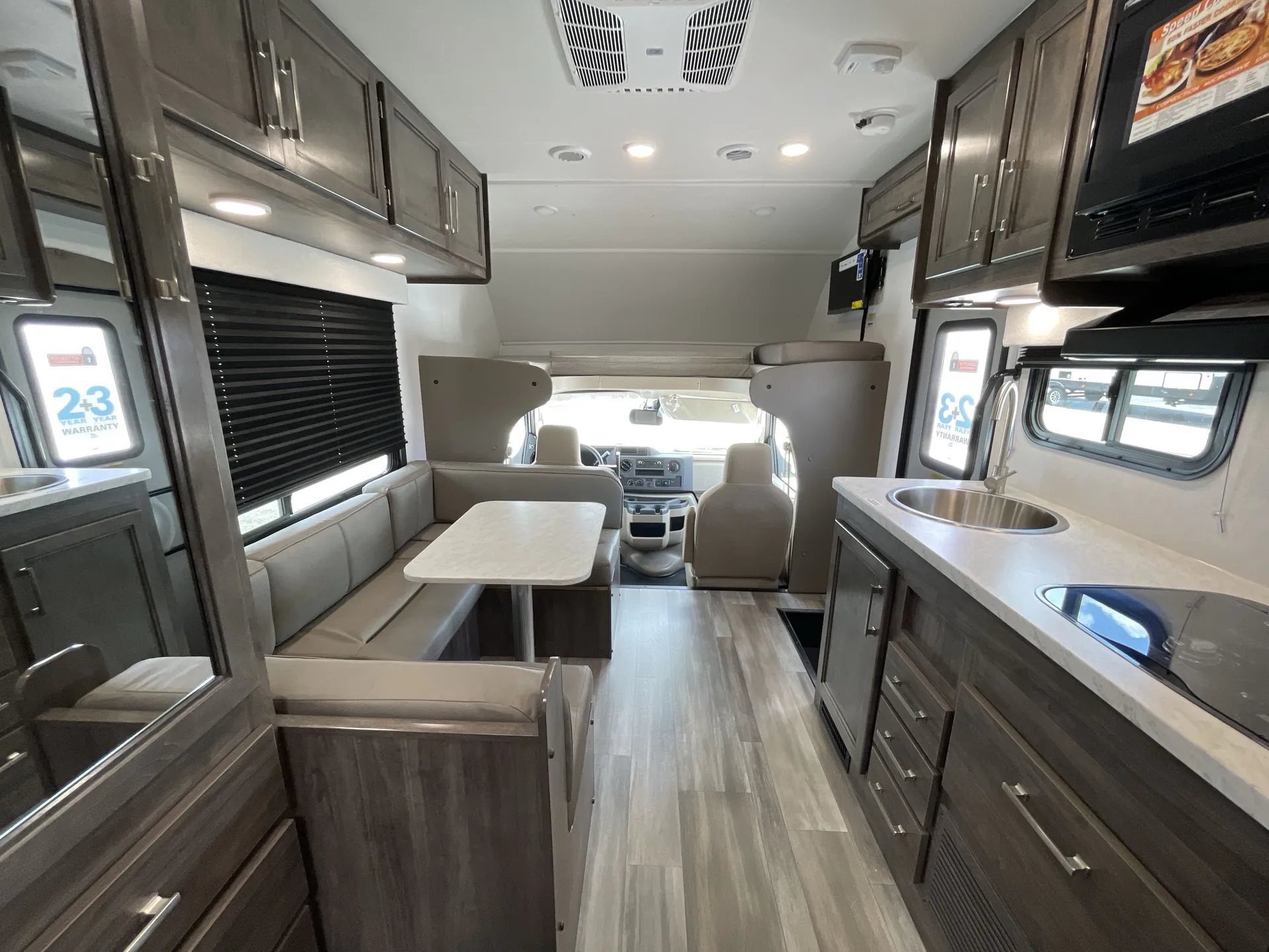 2026 Jayco Redhawk Se 22EF - Photo 4
