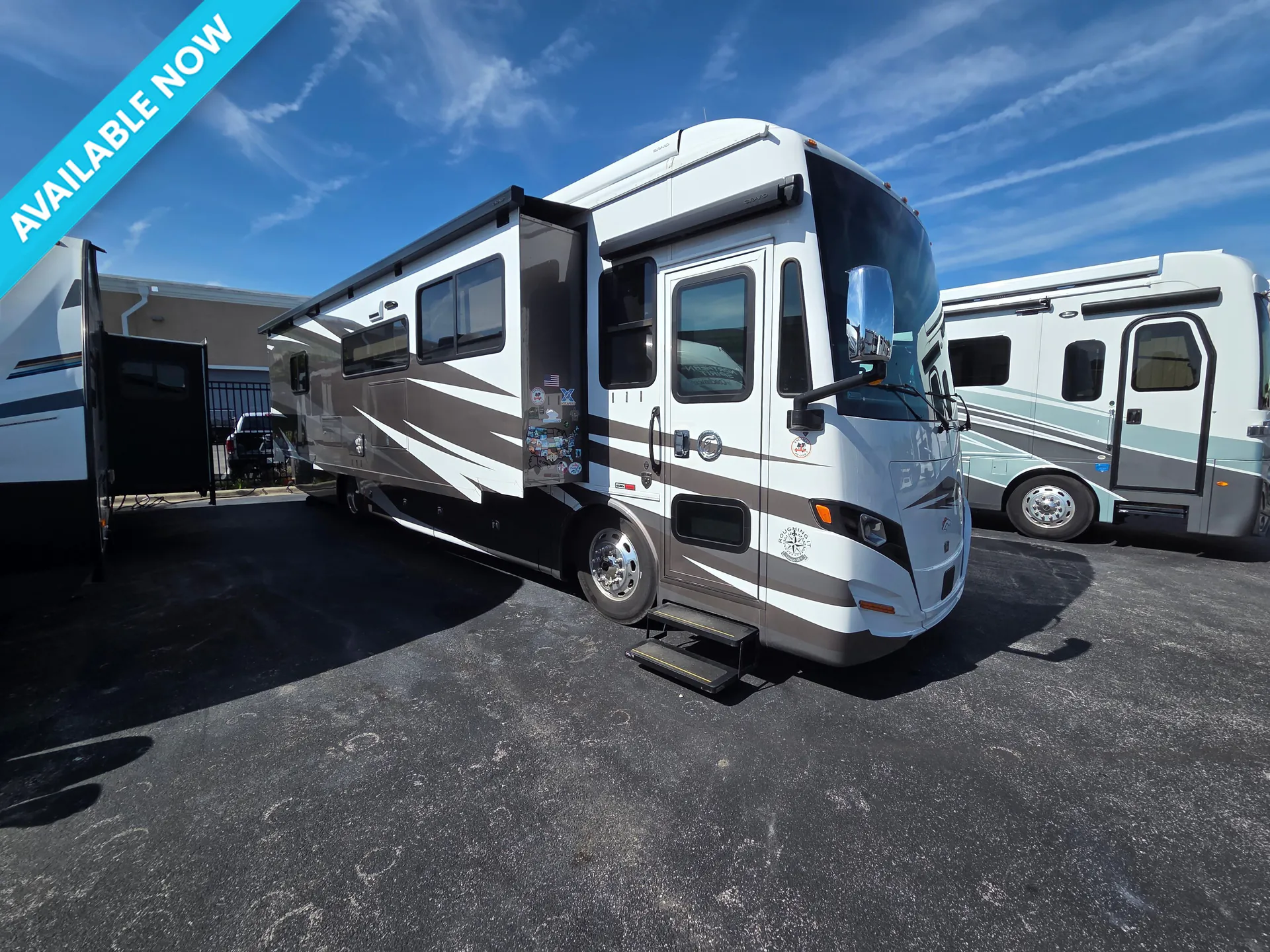 2023 Tiffin Allegro Red 360 37 BA - Photo 2