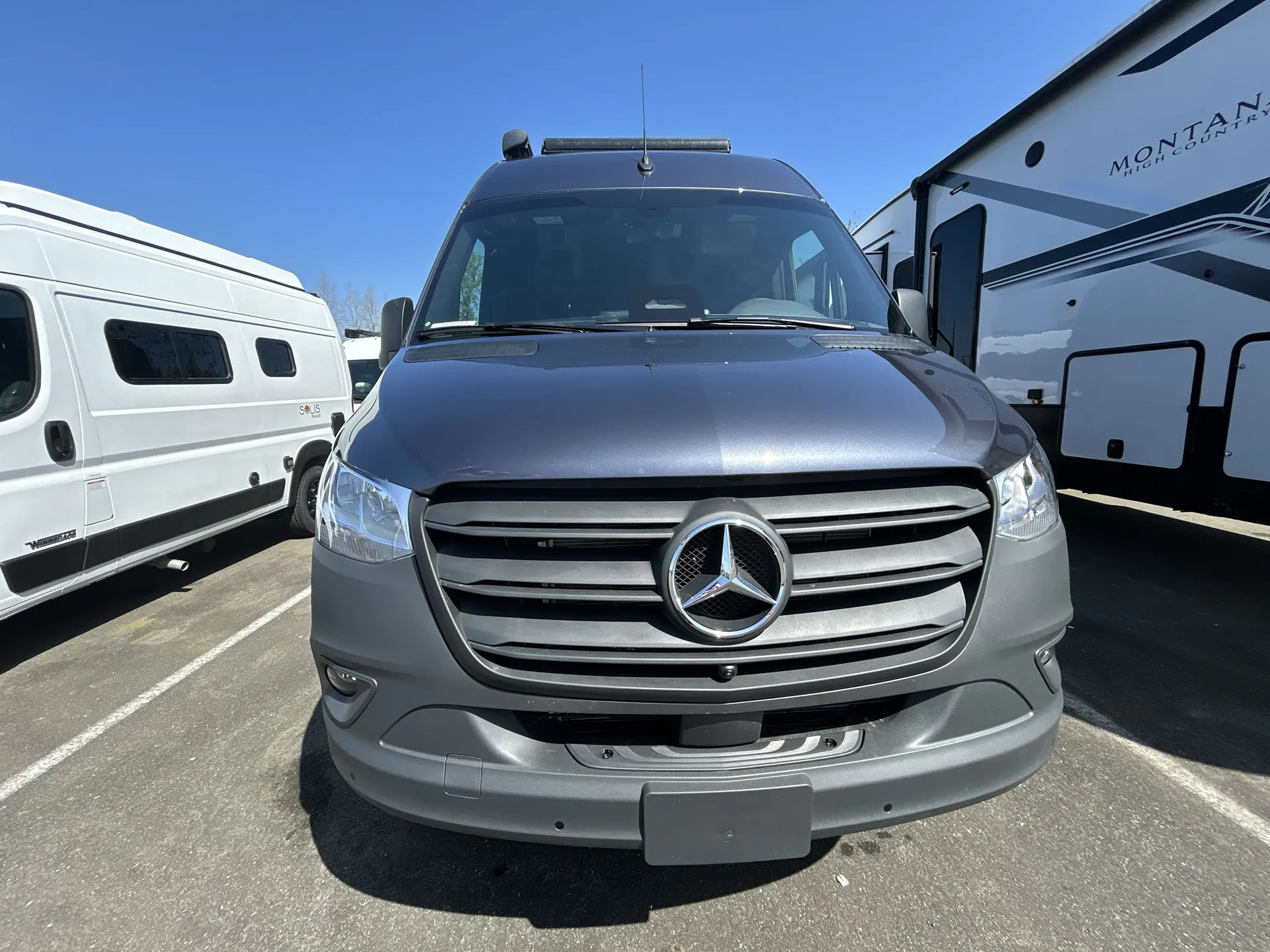 2026 Thor Motor Coach Eddie Bauer 19EB — front