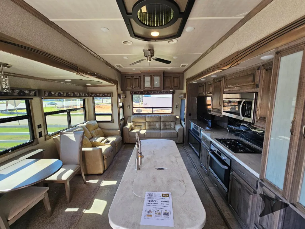 2020 Forest River Cedar Creek Champagne Edition 38EL, Photos photo 21