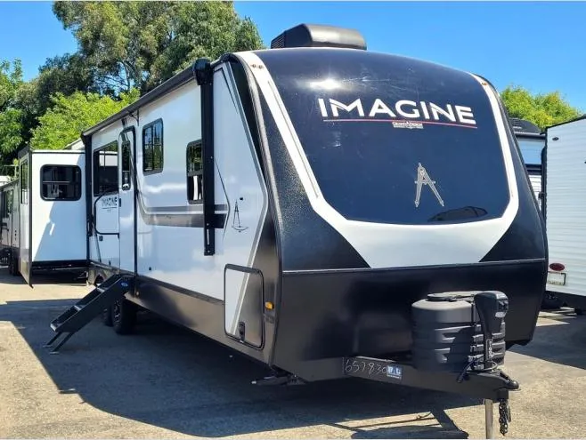 2026 Grand Design Imagine 3100RD - Photo 2
