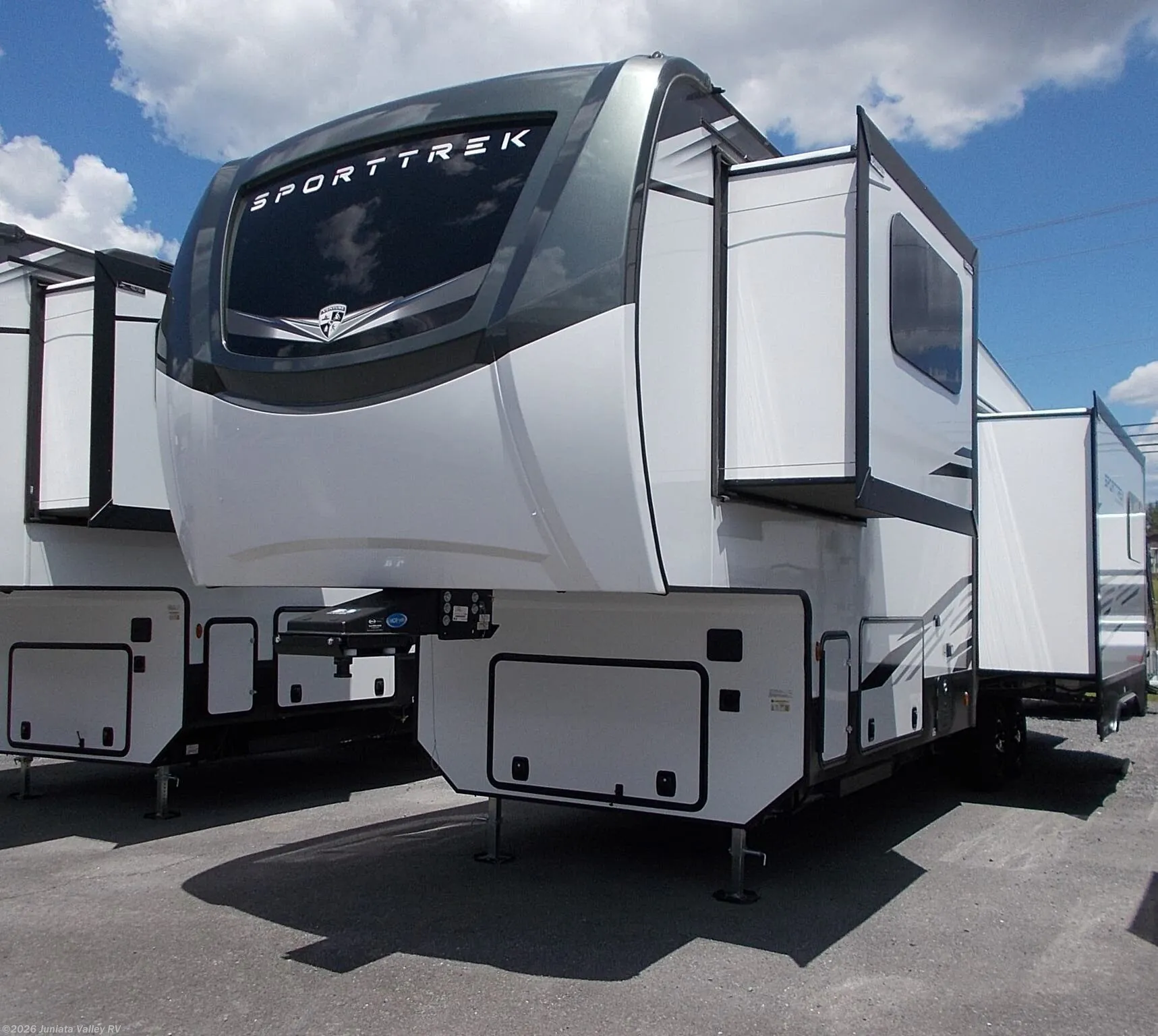 2026 Venture RV SportTrek 5 Touring Edition STTF352VRD - Photo 3