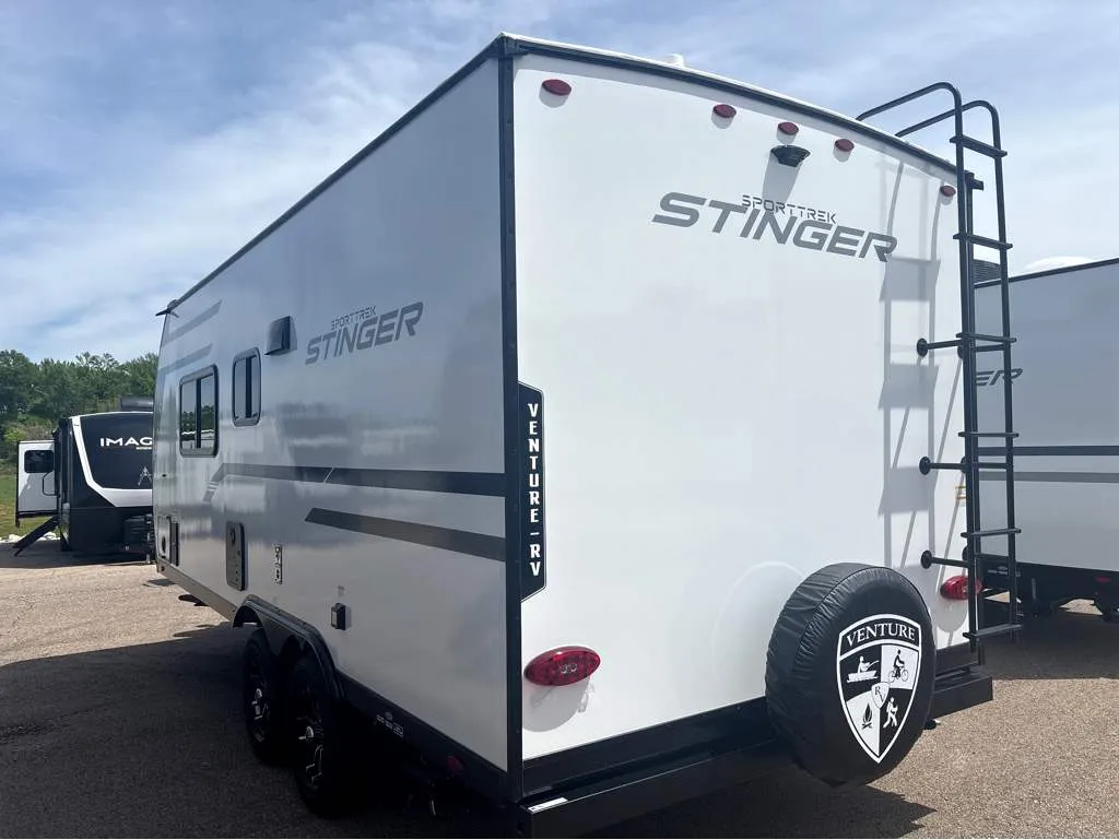 2026 Venture RV SportTrek Stinger STS192VRB - Photo 4