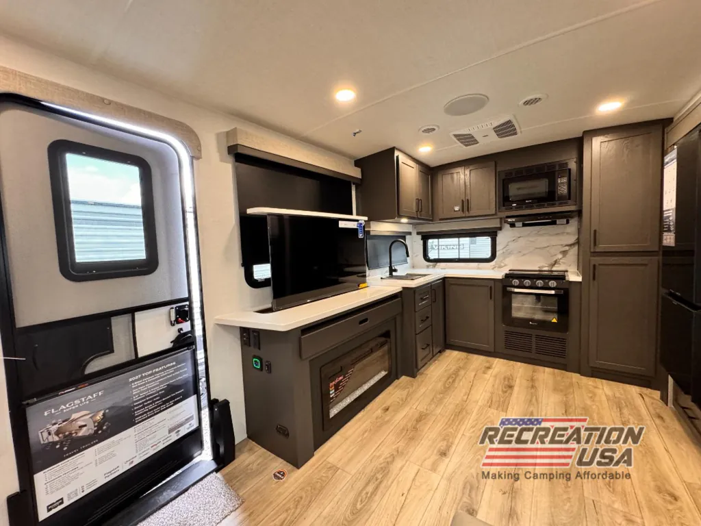2027 Forest River Flagstaff Super Lite 27RKS, Photos photo 9