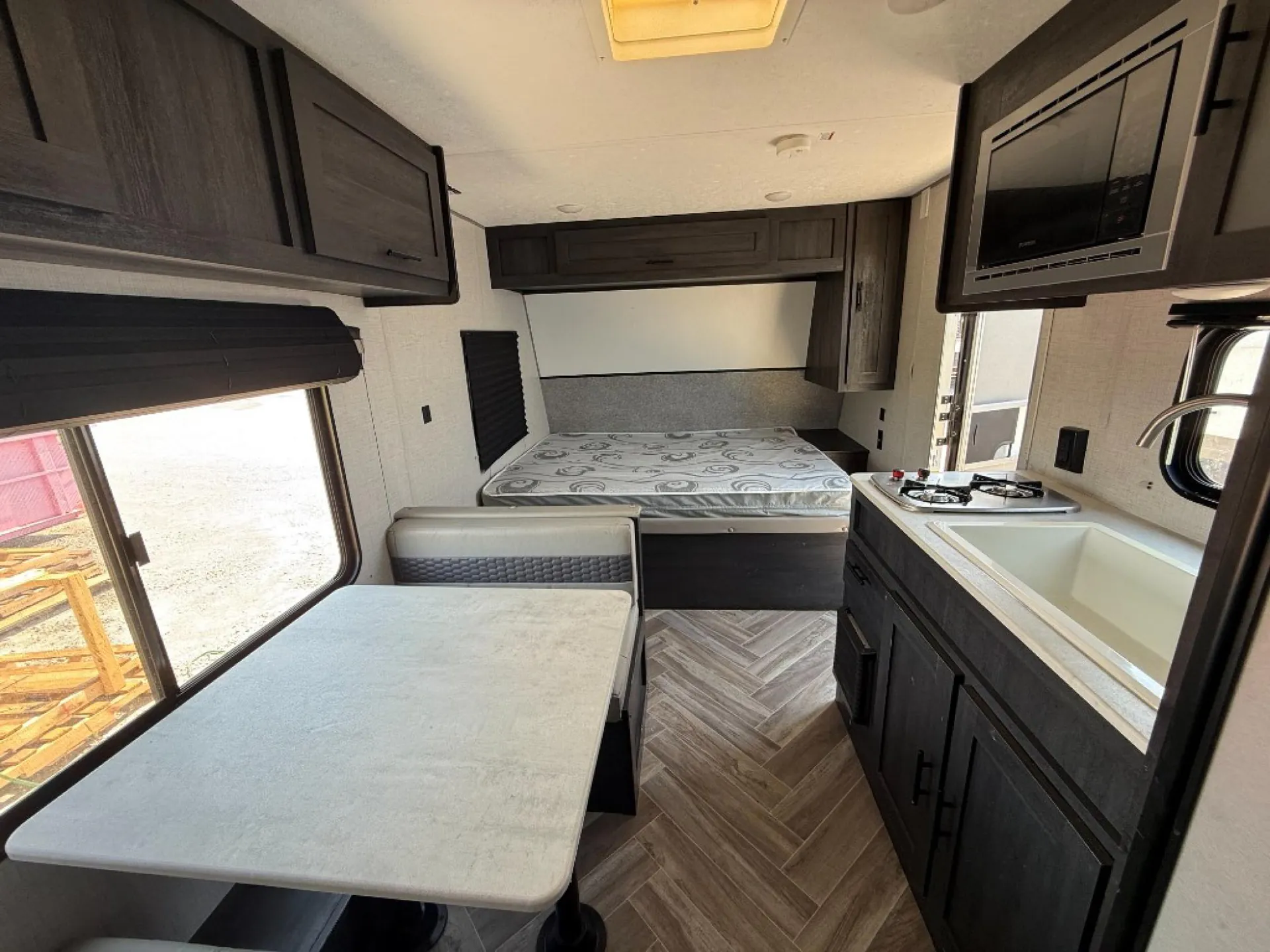 2021 Forest River Ozark 1650BHK - Photo 3
