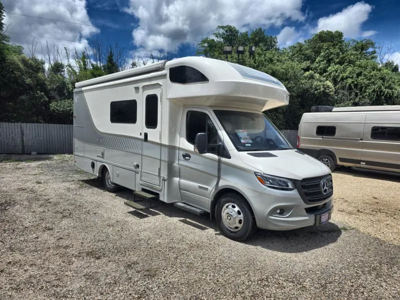 2026 Winnebago View 24T - Photo 2