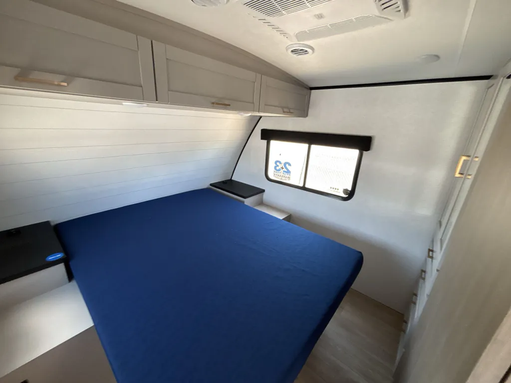 2027 Jayco Jay Feather 29BHB, Photos photo 15