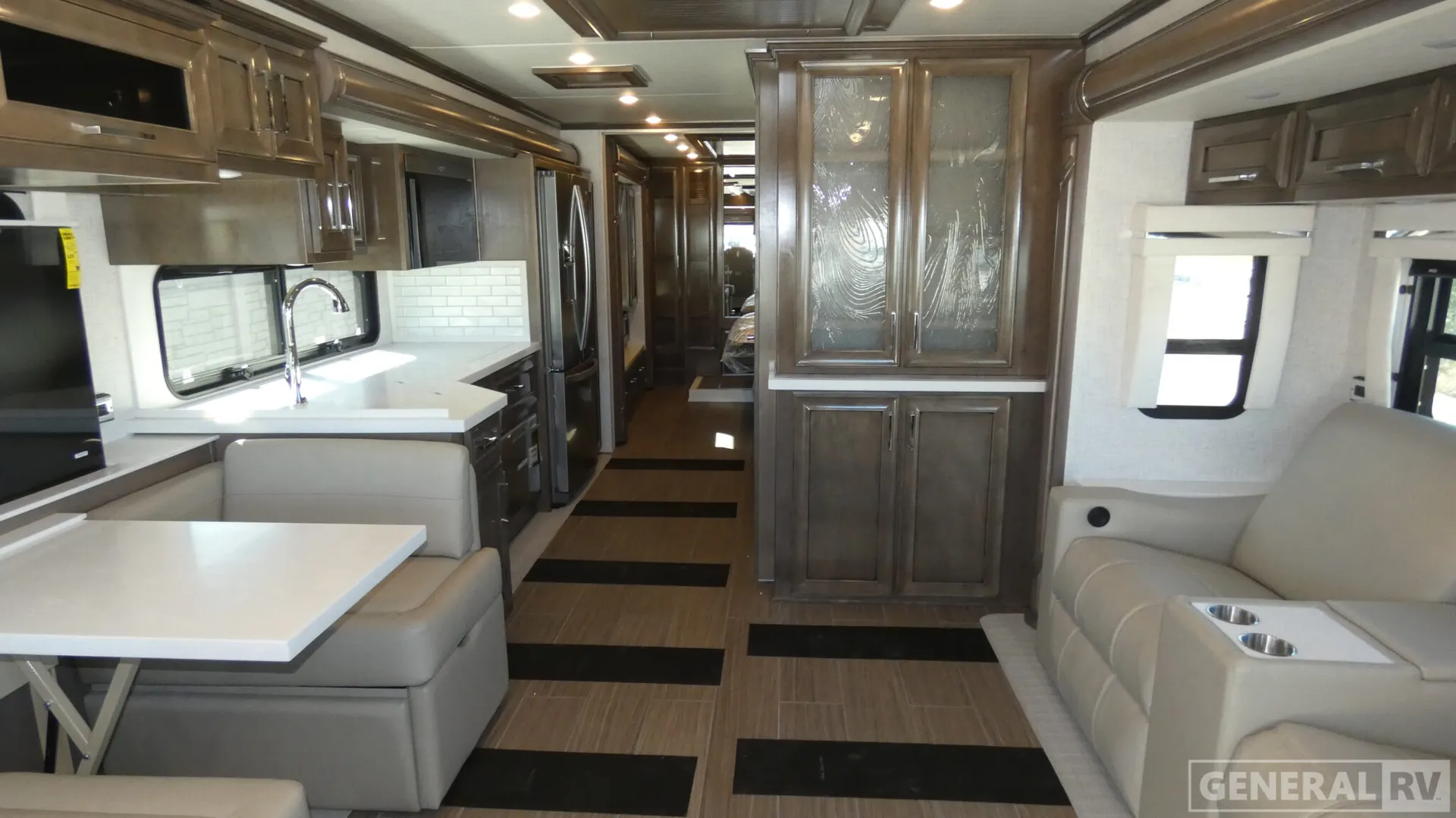 2026 Newmar Ventana 3512 - Photo 3