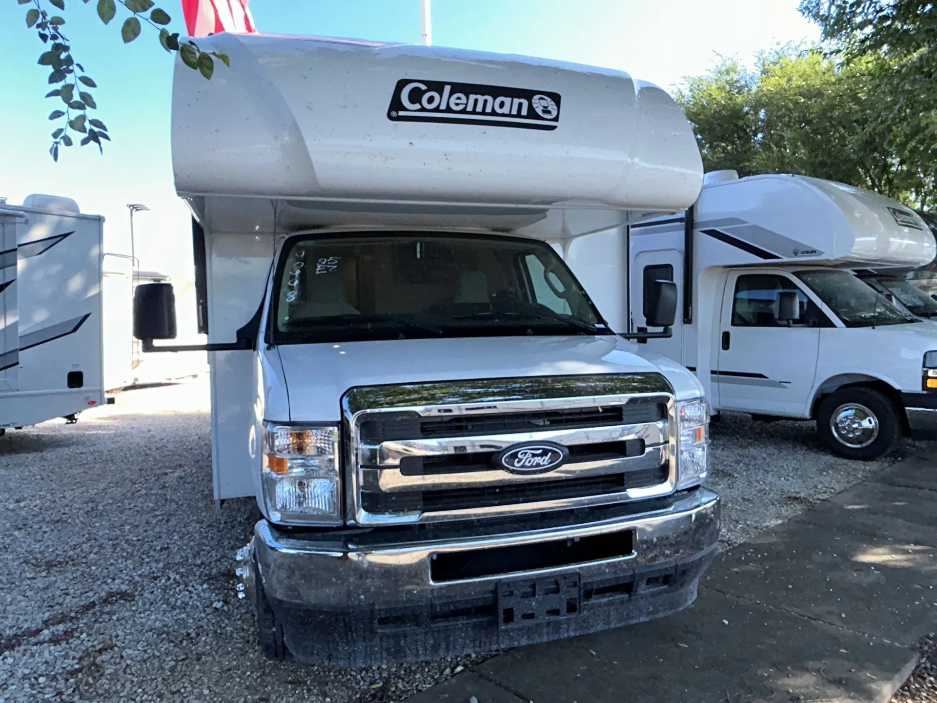 2026 Thor Motor Coach Coleman 25EZ — front