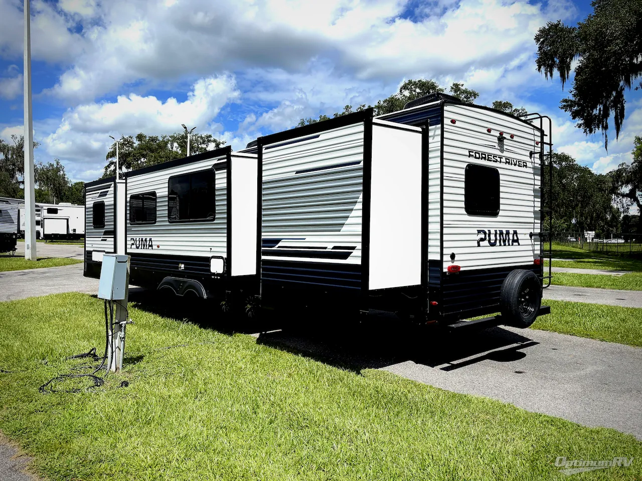 2027 Forest River Puma 32RBFQ - Photo 4