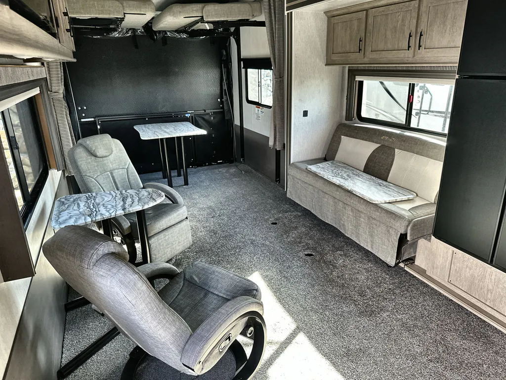 2023 Forest River Stealth SA3019G, Photos photo 2