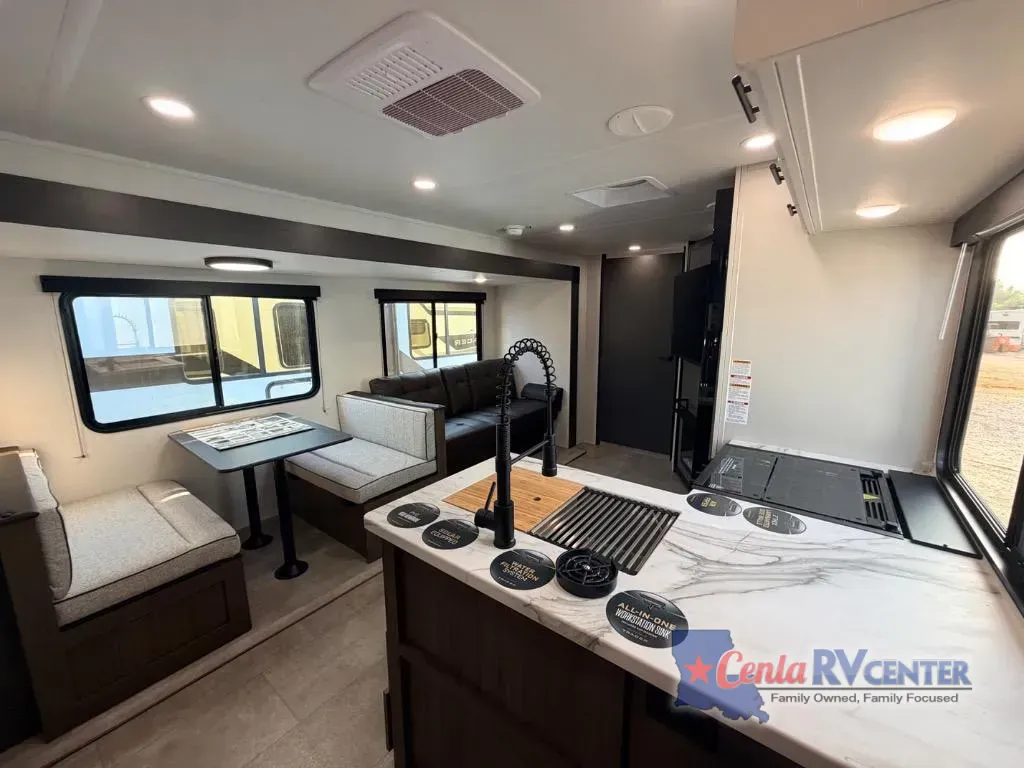 2027 Forest River Tracer 275BH, Photos photo 3
