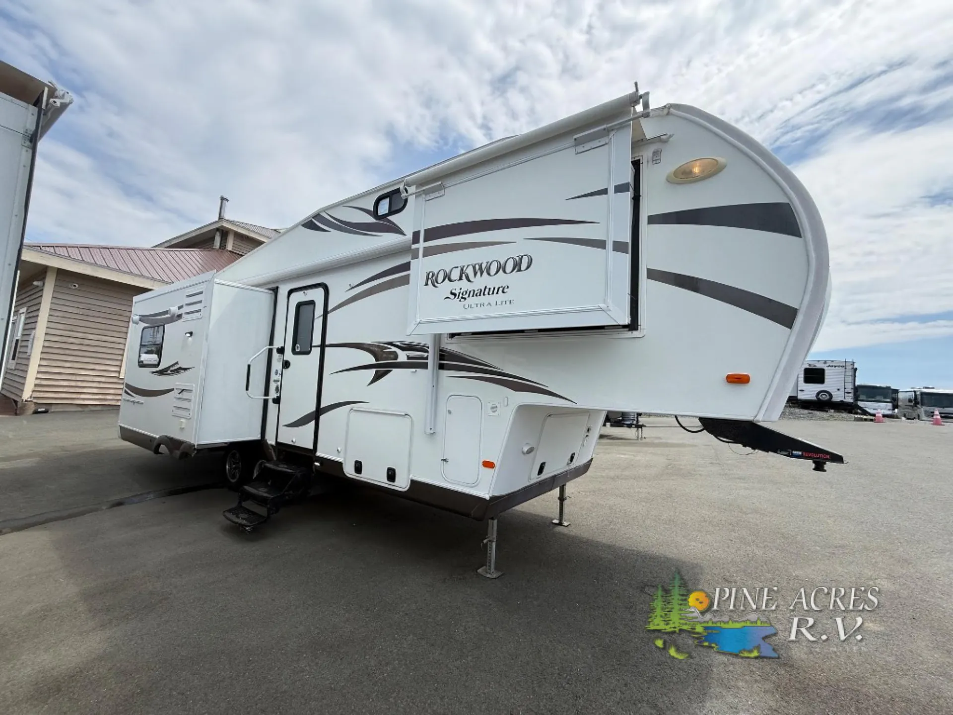 2014 Forest River RV Rockwood Signature Ultra Lite 8265WS - Main photo