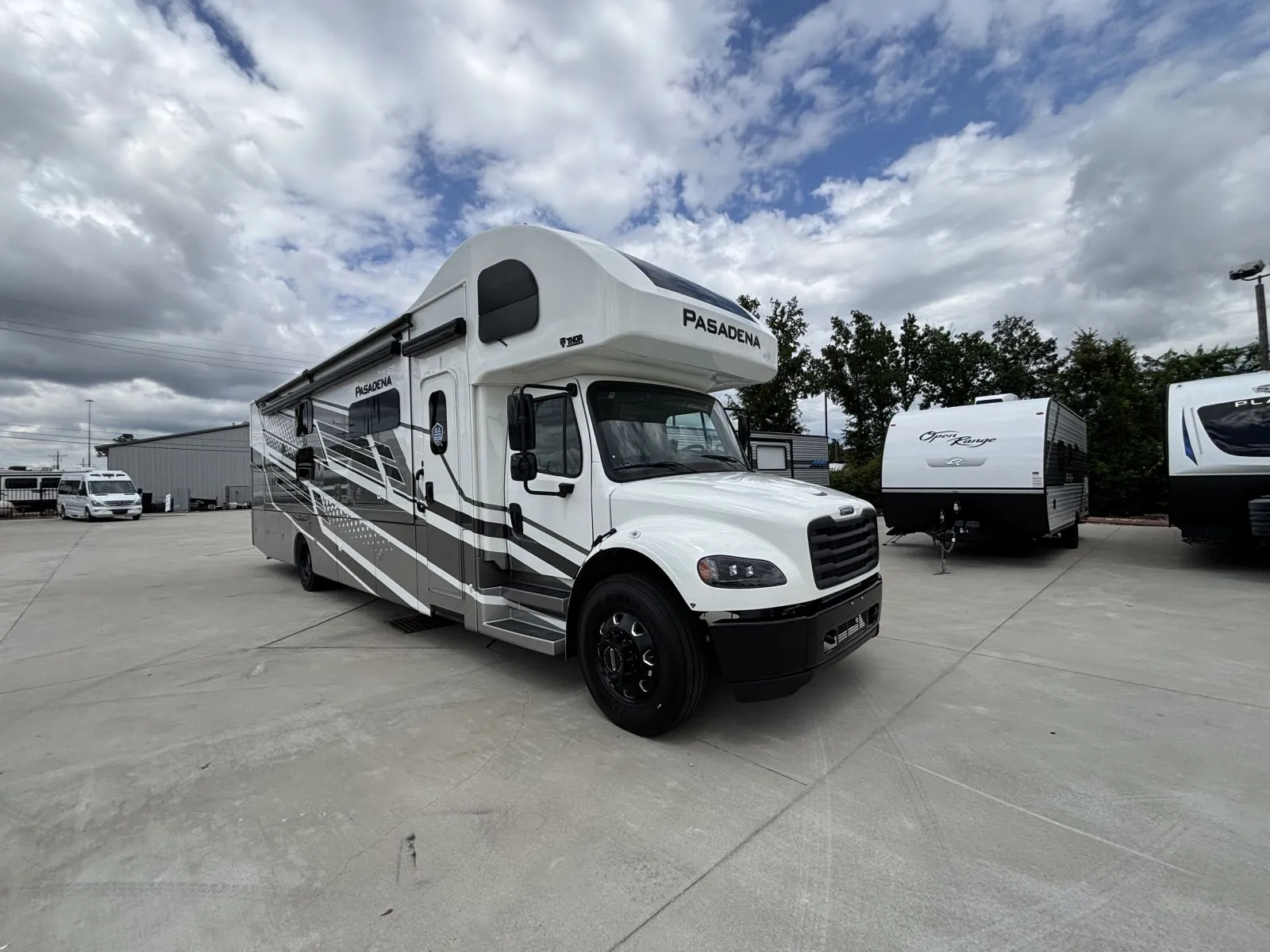 2027 Thor Motor Coach Aria 3702 - Photo 4