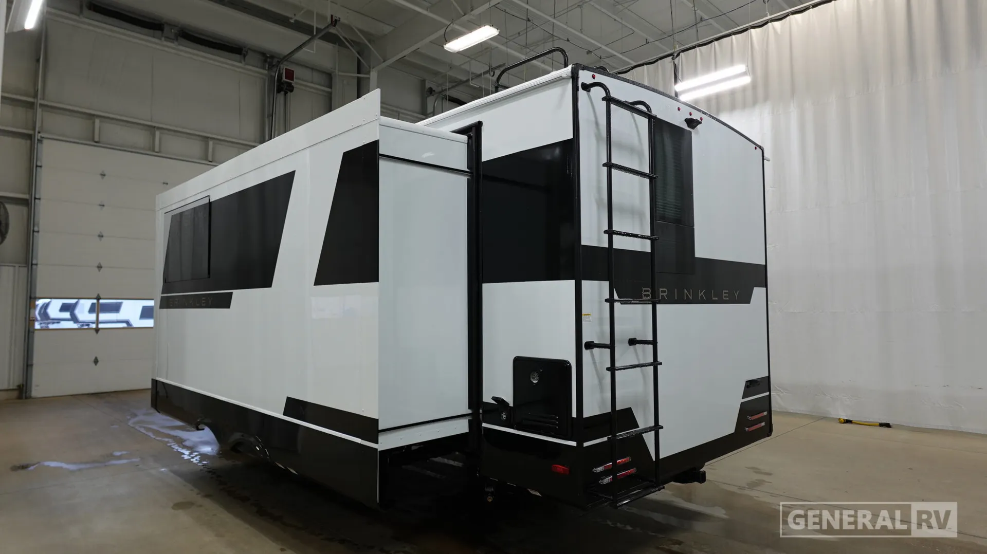 2026 Brinkley Model Ix 23X - Photo 4