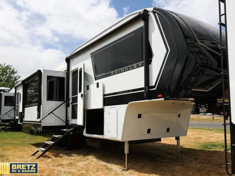 2026 Brinkley Model Z 2700 - Photo 3
