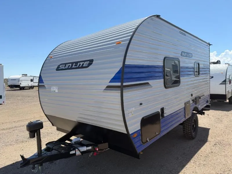 2027 Sunset Park RV Sun Lite 18RD - Photo 3