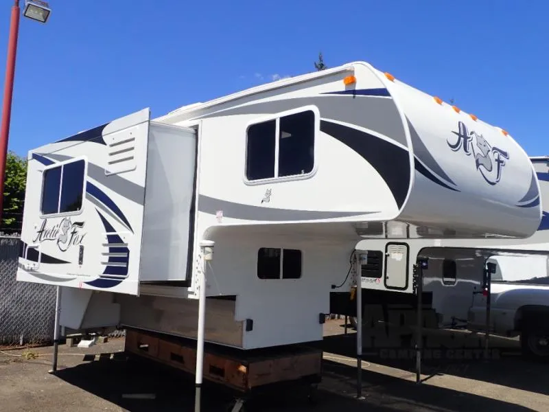 2017 Northwood Arctic Fox Camper 990 - Photo 3