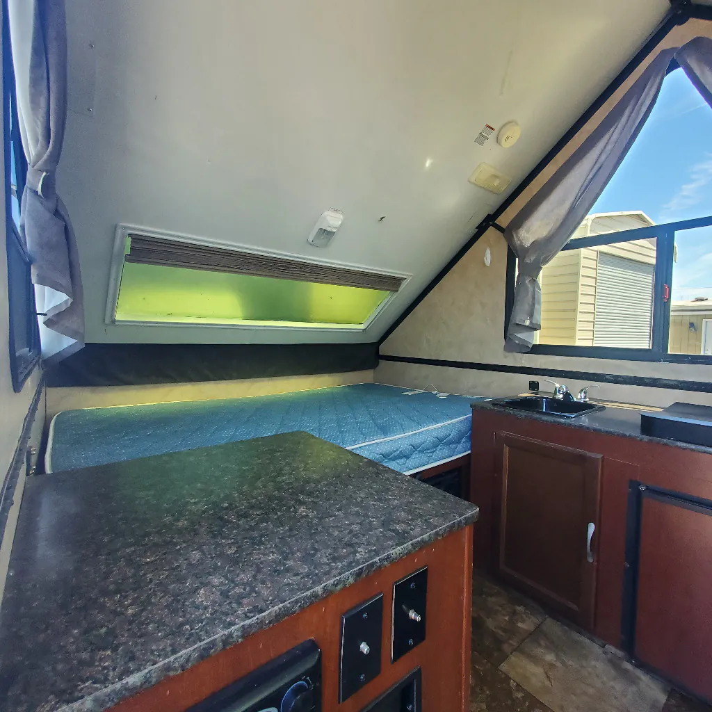 2015 Coachmen RV Clipper Camping Trailers 12RBST - Photo 3
