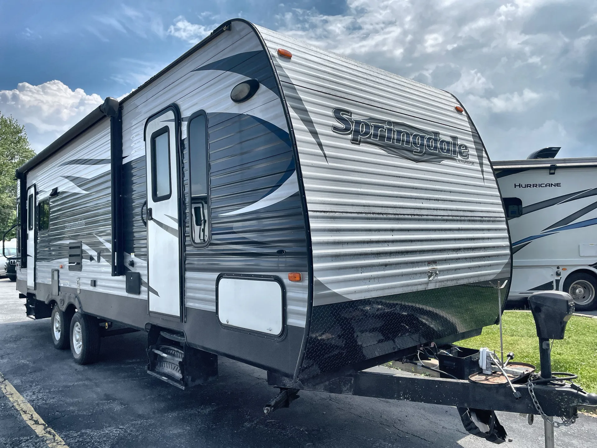 2015 Keystone Springdale 271RL — front