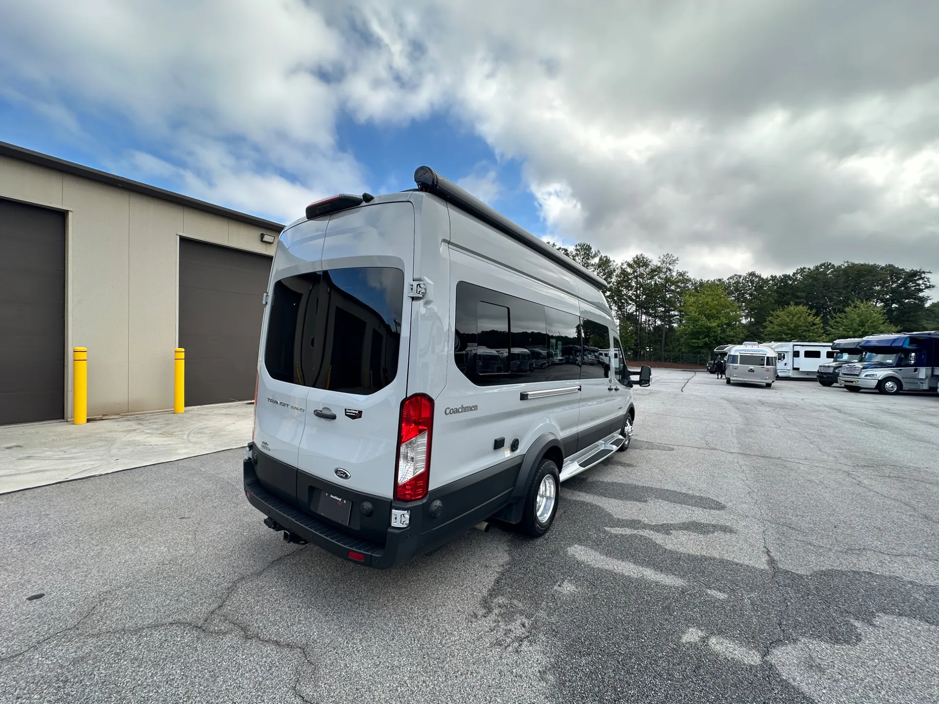 2025 Coachmen Beyond 22D - Photo 4