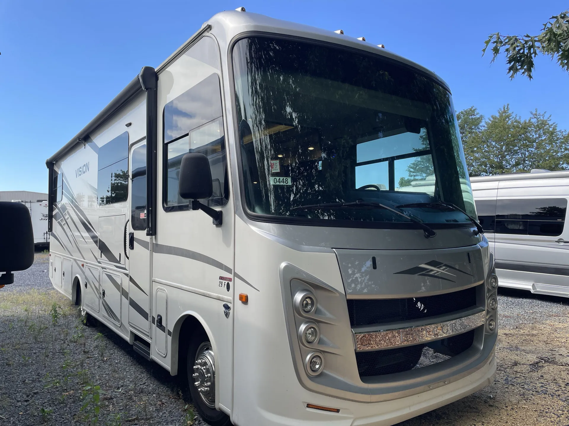 2024 Entegra Coach Vision 29F - Photo 2