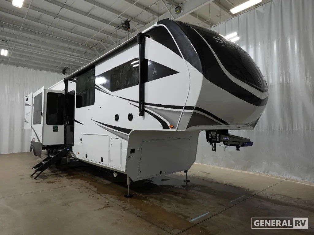 2026 Grand Design Solitude 390RK - Photo 2