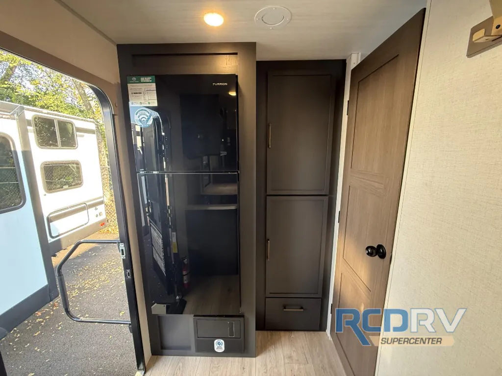 2027 Forest River Surveyor Legend 202RBLE, Photos photo 15