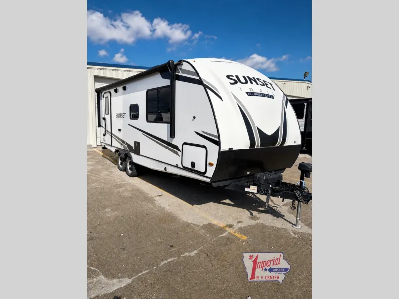 2023 CrossRoads Sunset Trail Super Lite 212RB - Photo 2