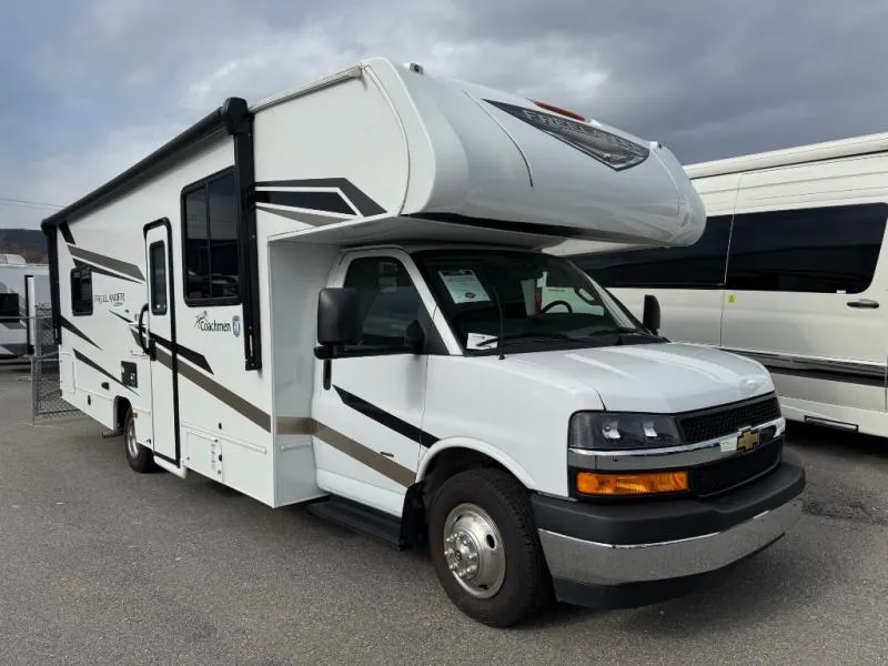 2024 Coachmen Freelander 27QB - Photo 2