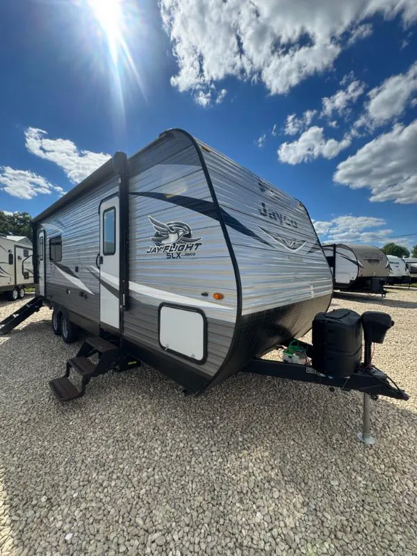 2020 Jayco Jay Flight SLX 8 235RKS dealer photo 1 from Kunes RV