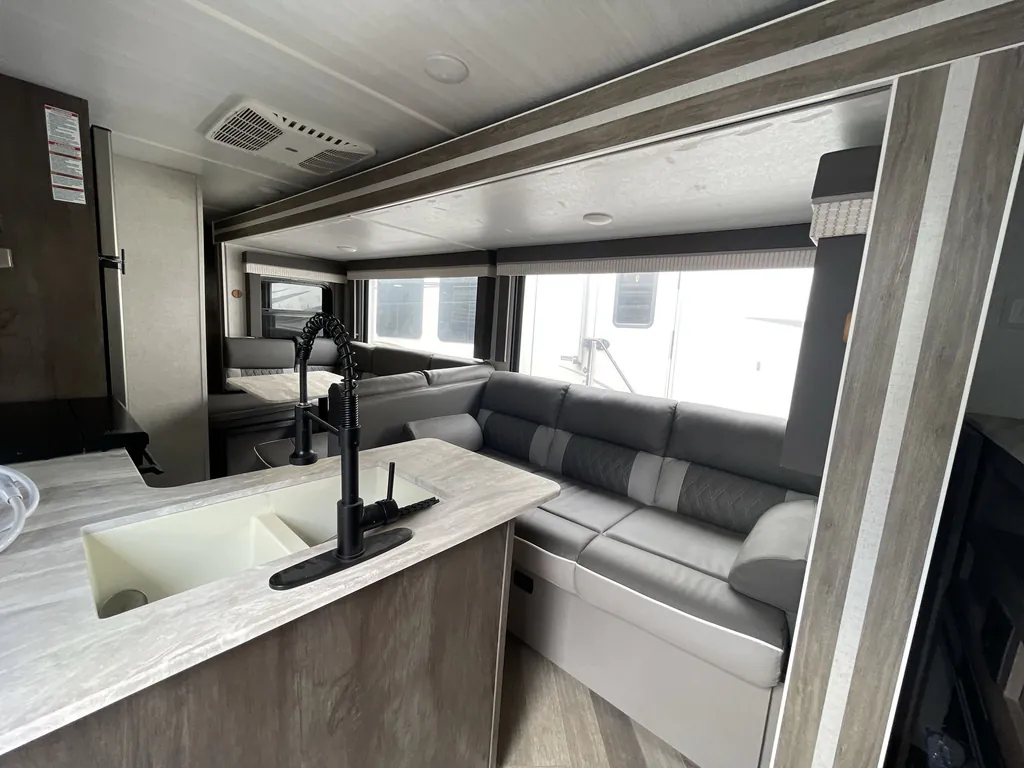 2021 Forest River Salem Cruise Lite 273QBXL, Photos photo 2