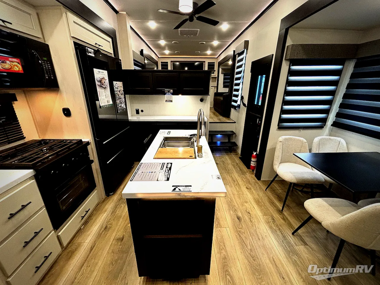 2026 Forest River Sabre 37FLH — Photo 5