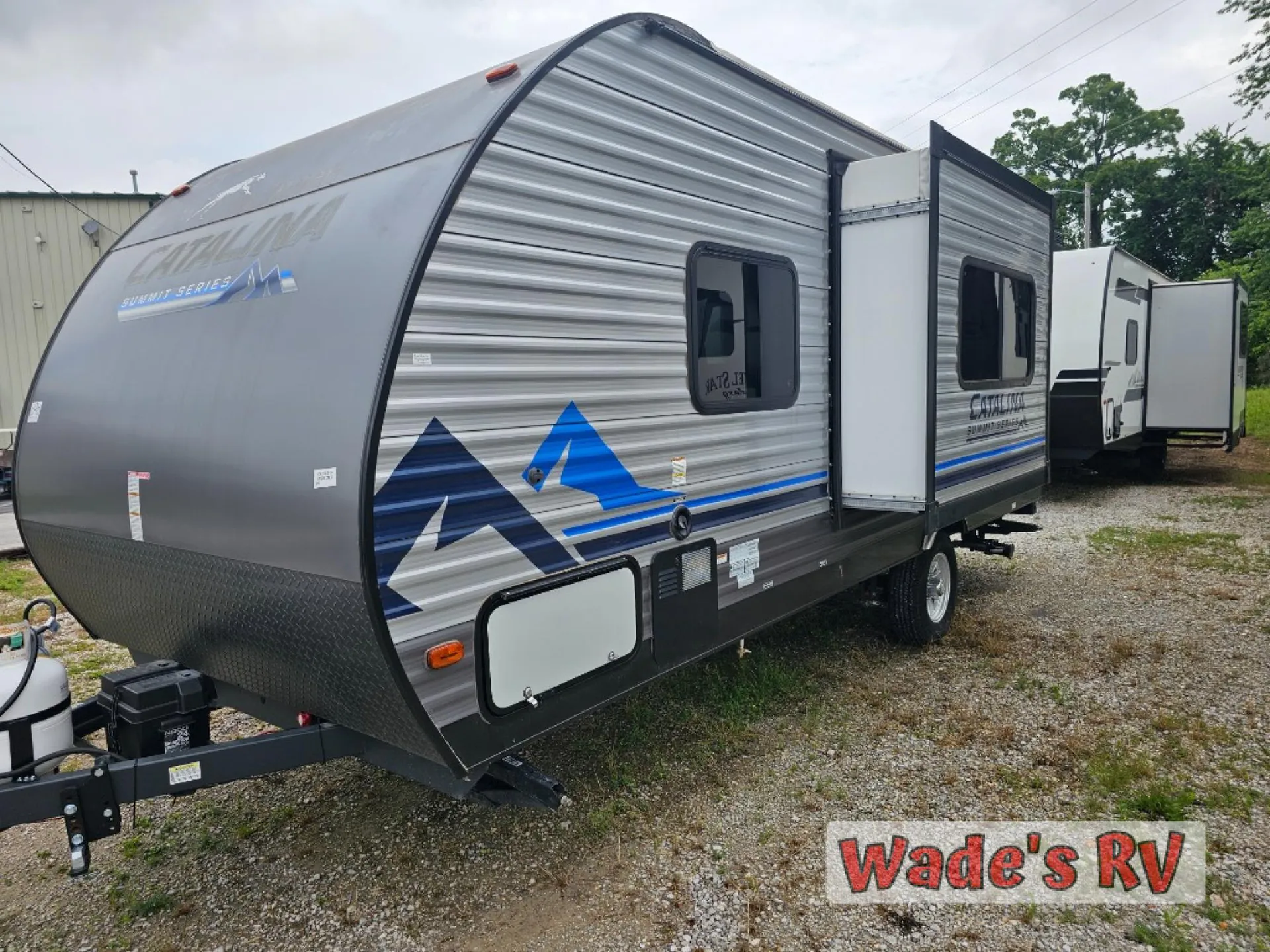 2021 Coachmen Catalina Summit 174FQS - Photo 4