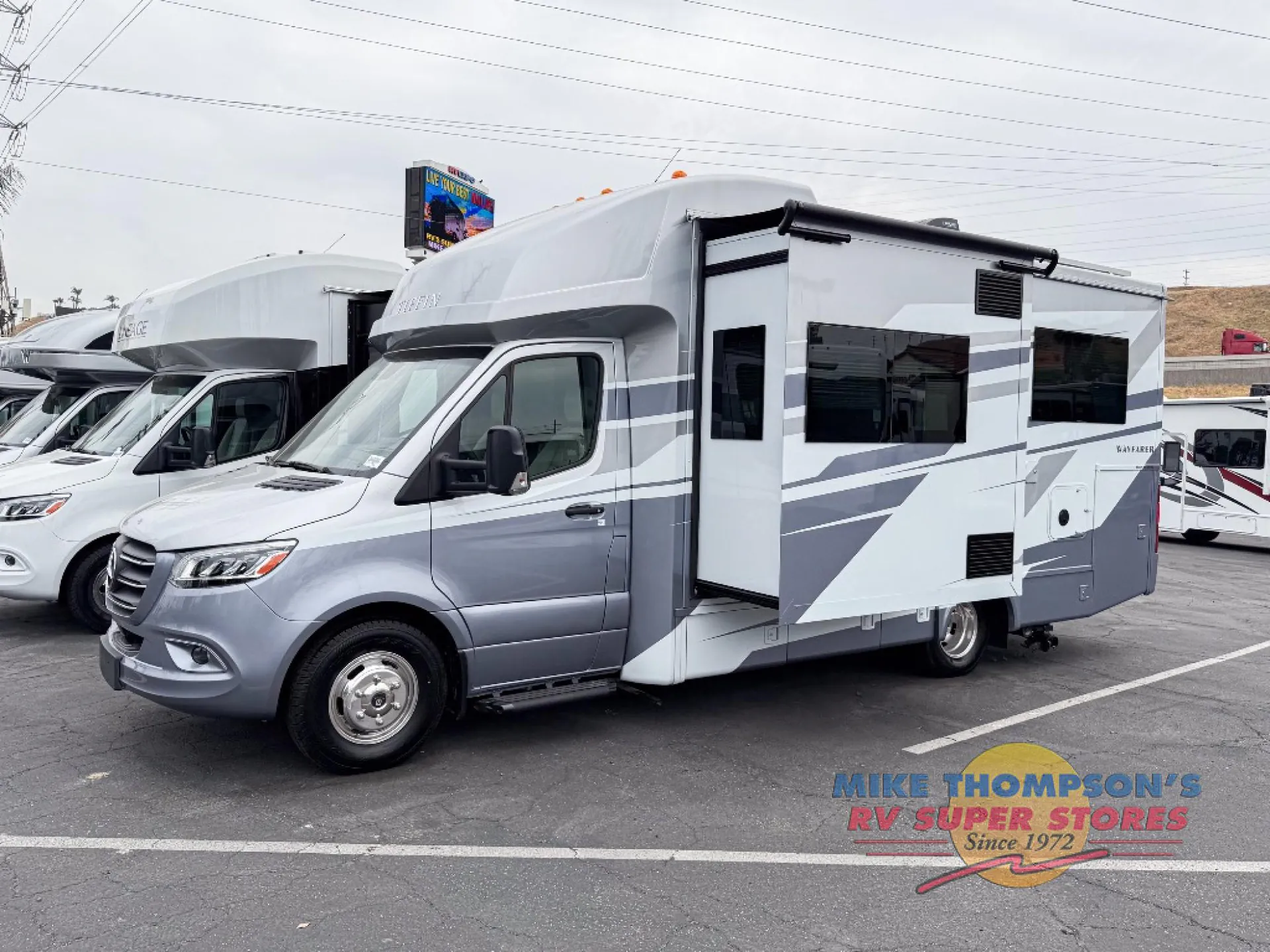 2026 Tiffin Wayfarer 25 XLW - Photo 3