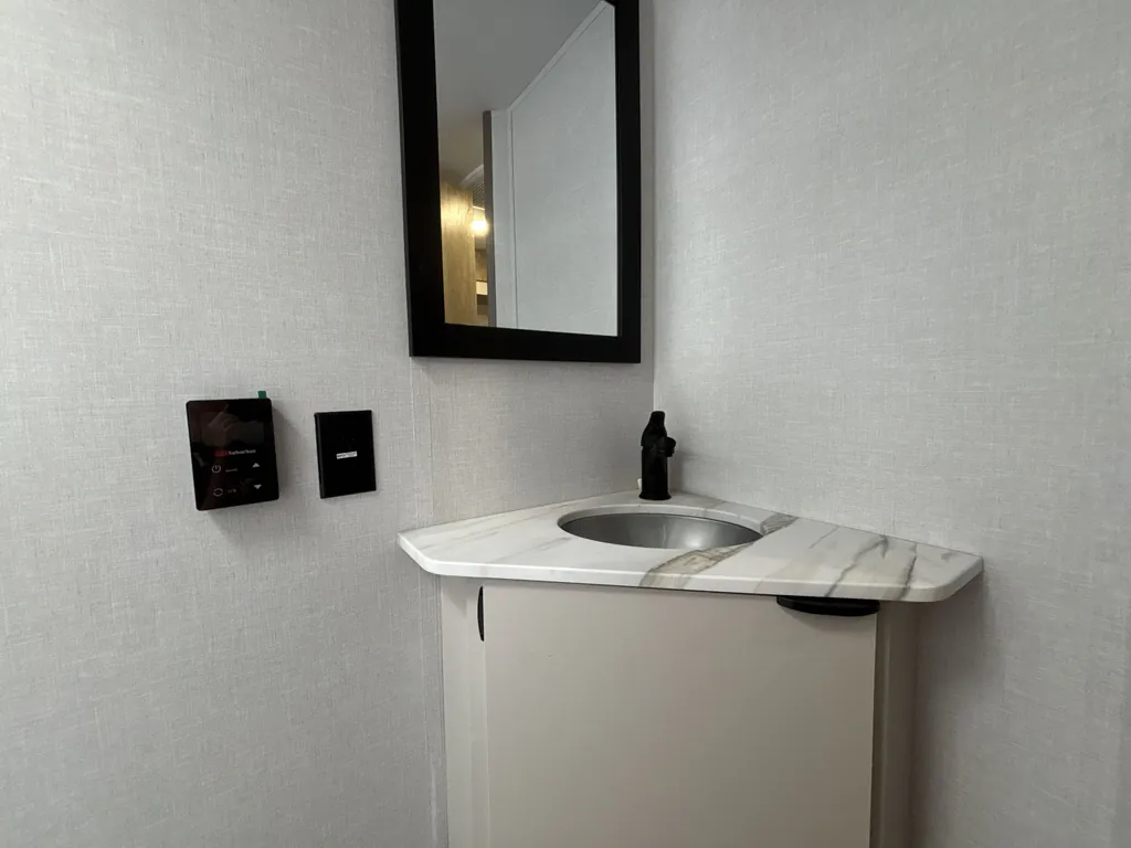 2027 Forest River Airelume 260, Photos photo 13