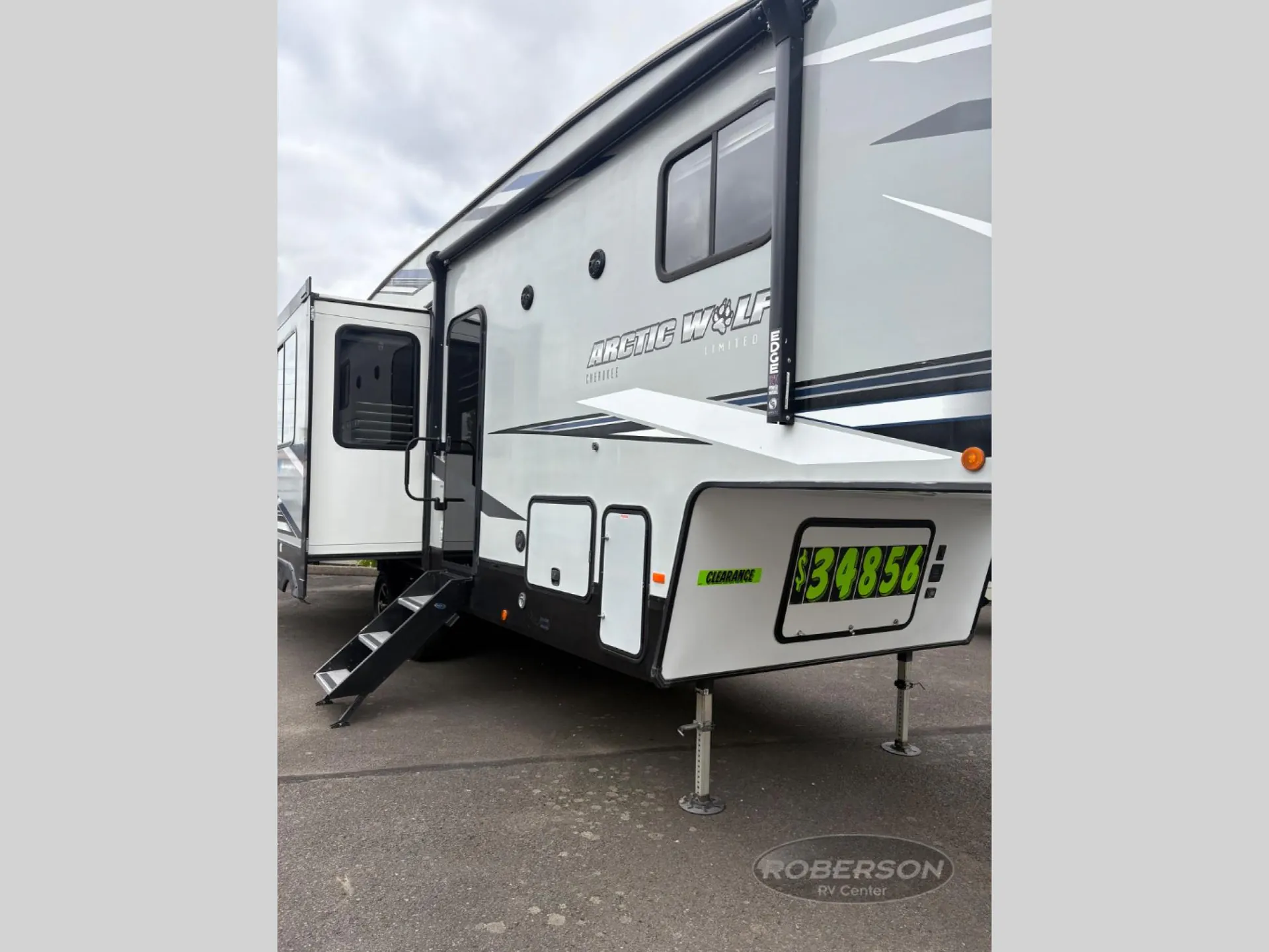 2021 Forest River Cherokee Arctic Wolf 291RL - Photo 4