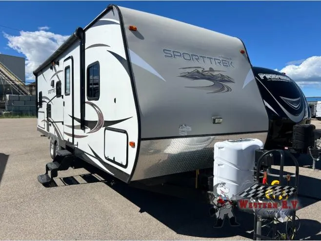 2015 Venture RV SportTrek 270VBH - Photo 2