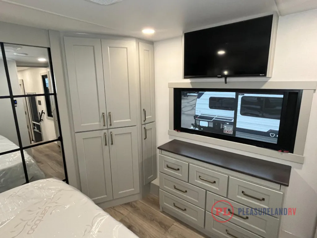 2026 Brinkley Model G 3520, Photos photo 25