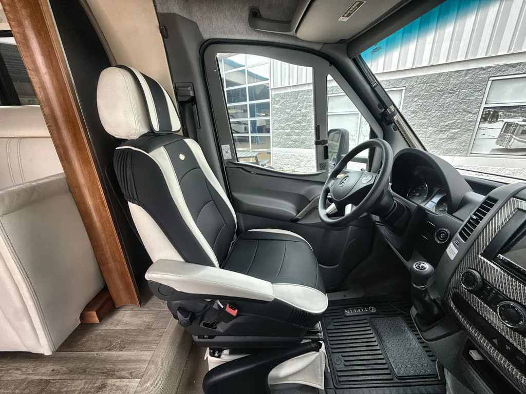 2019 Tiffin Wayfarer 25 QW, Photos photo 29