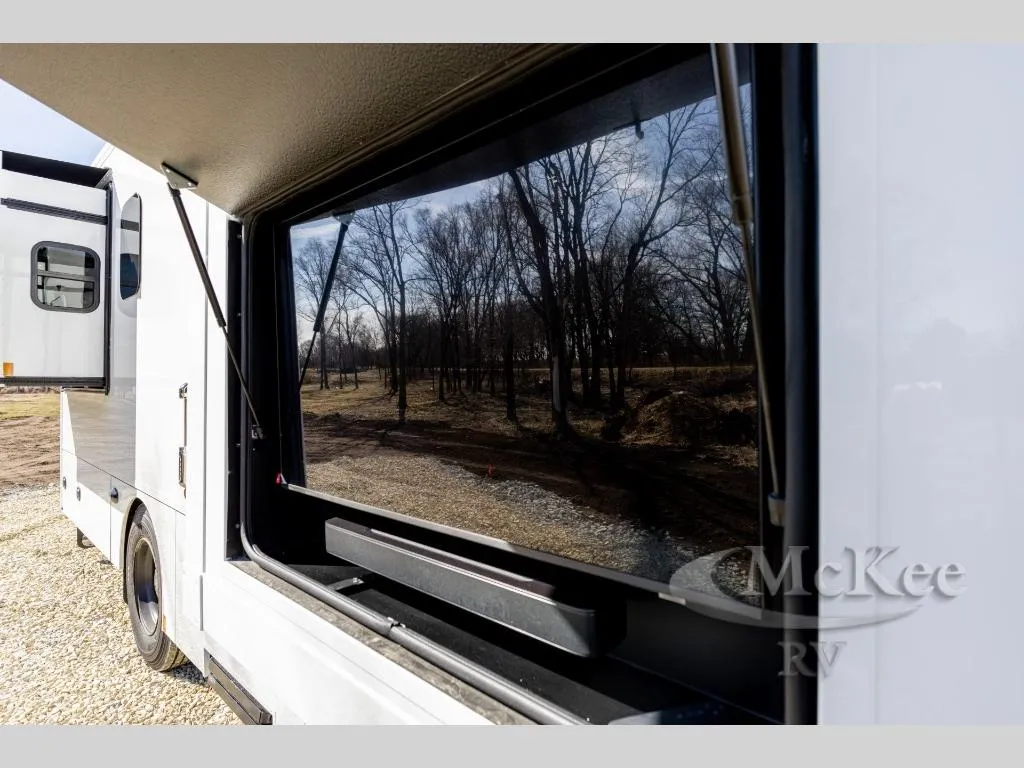 2026 Renegade RV Verona LE 40LTS - Photo 4