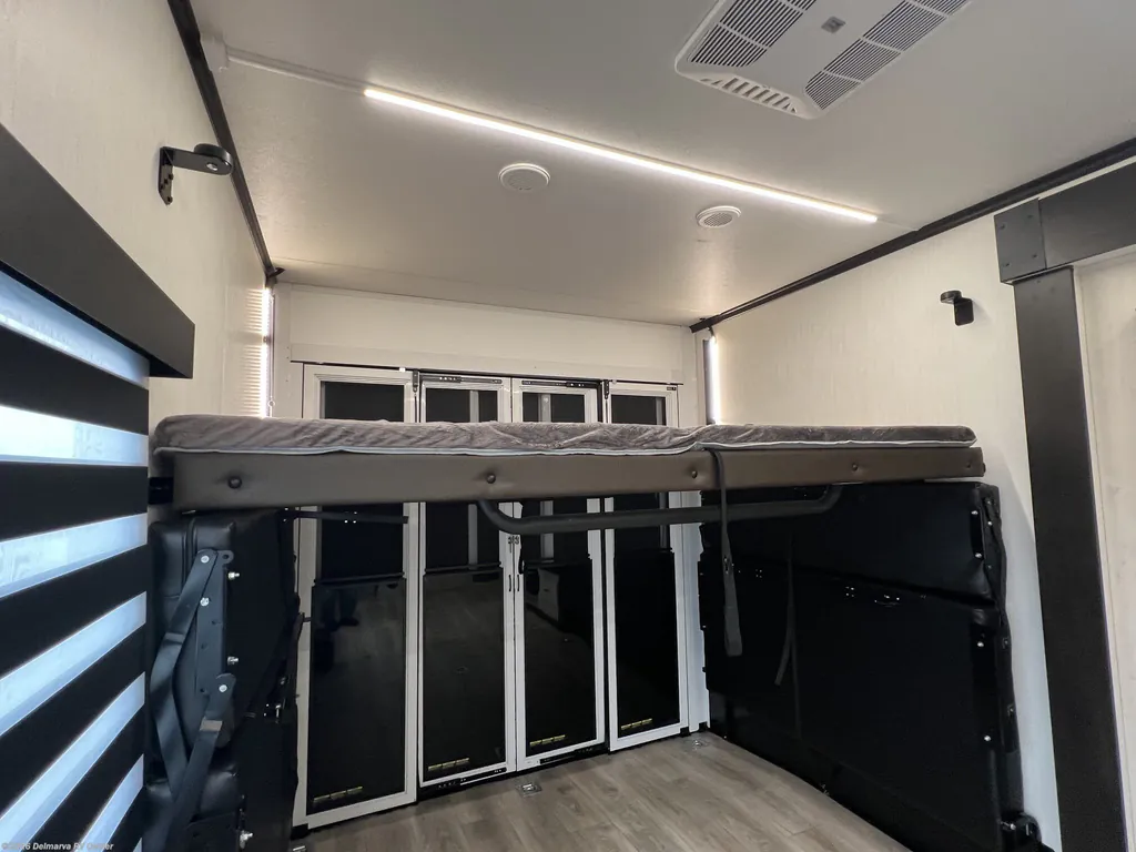 2025 Forest River Vengeance Rogue Armored 26L140, Photos photo 16